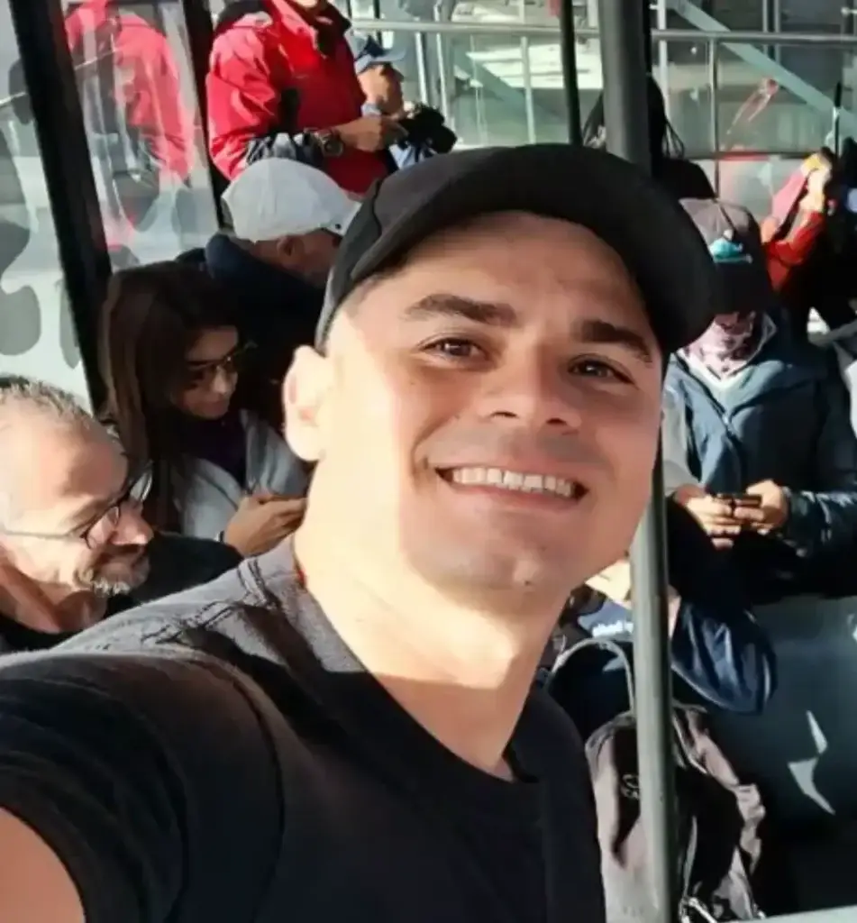 Contáctame Ricardo Acevedo